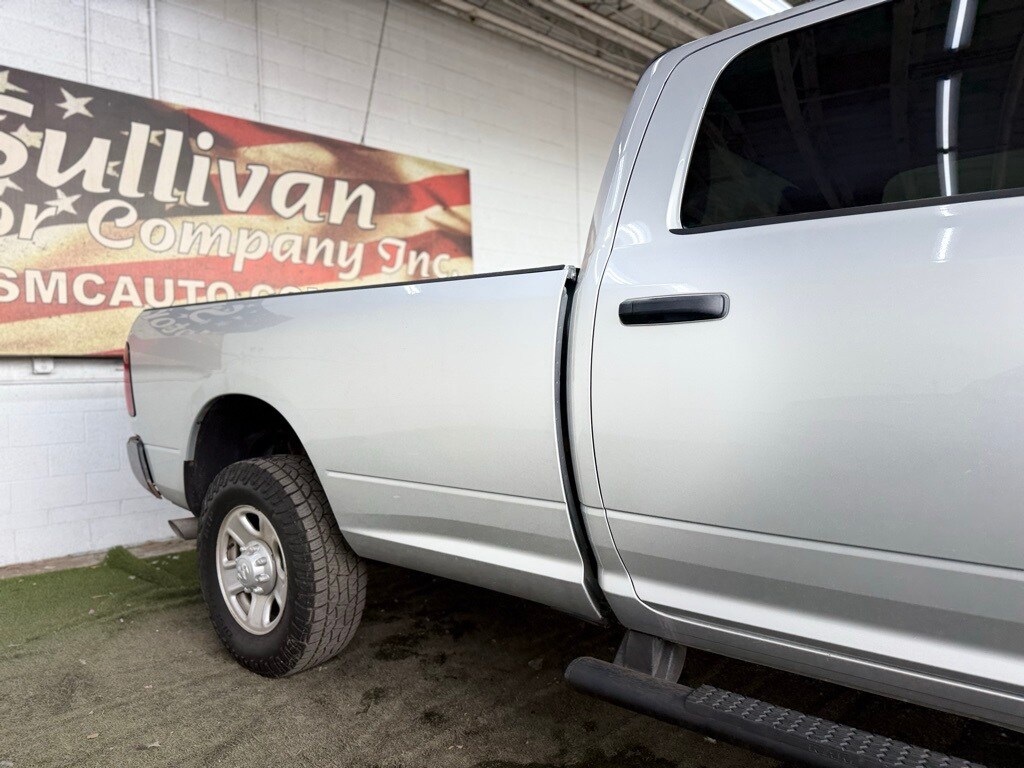 2017 Ram 3500 Tradesman photo 4