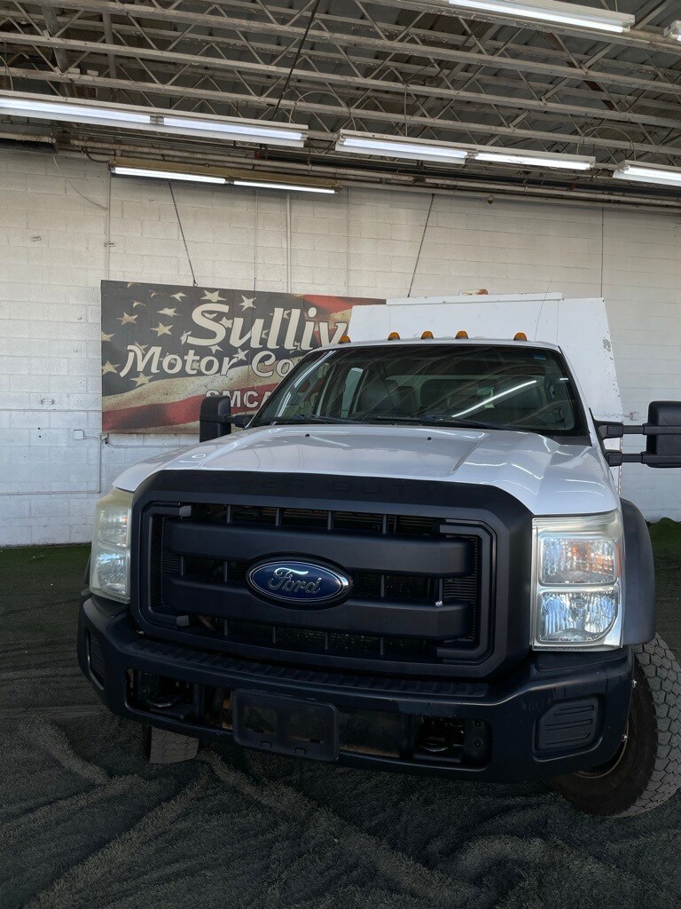 2012 Ford F-550 XL photo 2