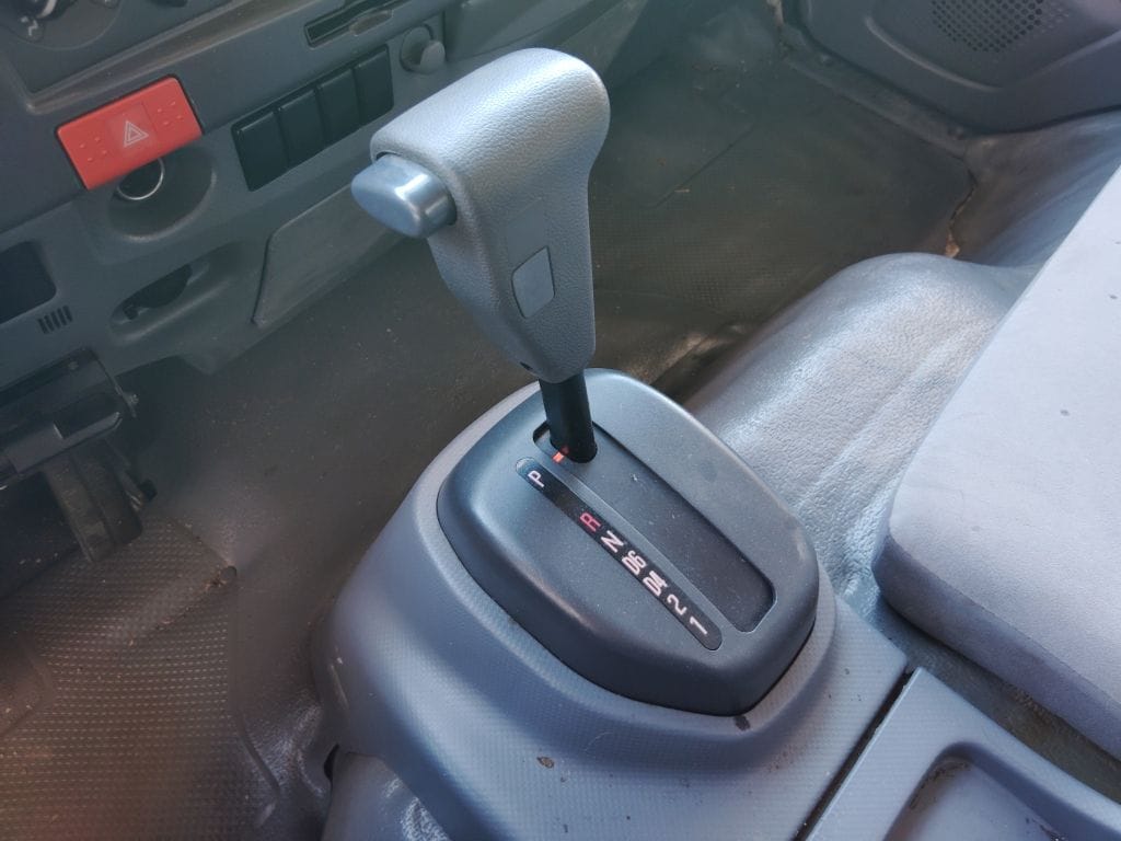 2020 Isuzu NPR HD - Photo 23