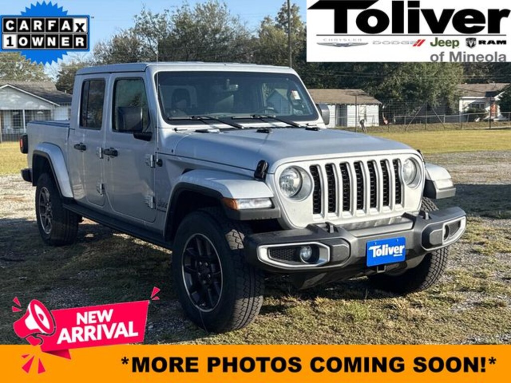 Used 2023 Jeep Gladiator Overland Truck