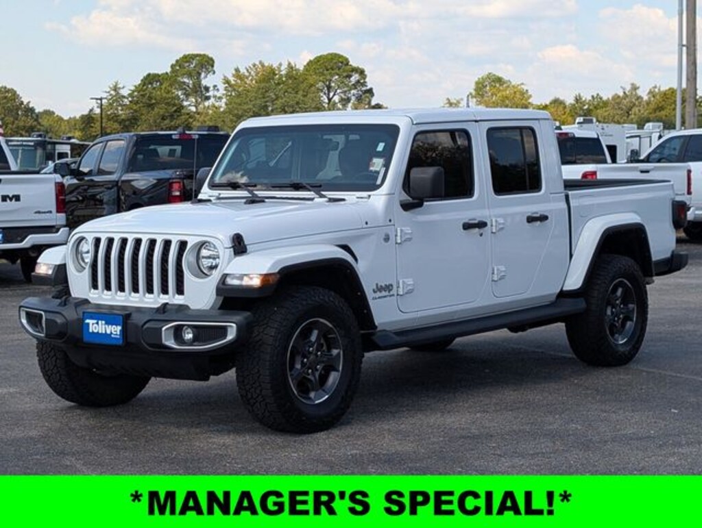 Used 2021 Jeep Gladiator Overland Truck
