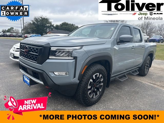 2024 Nissan Frontier PRO-X's photo