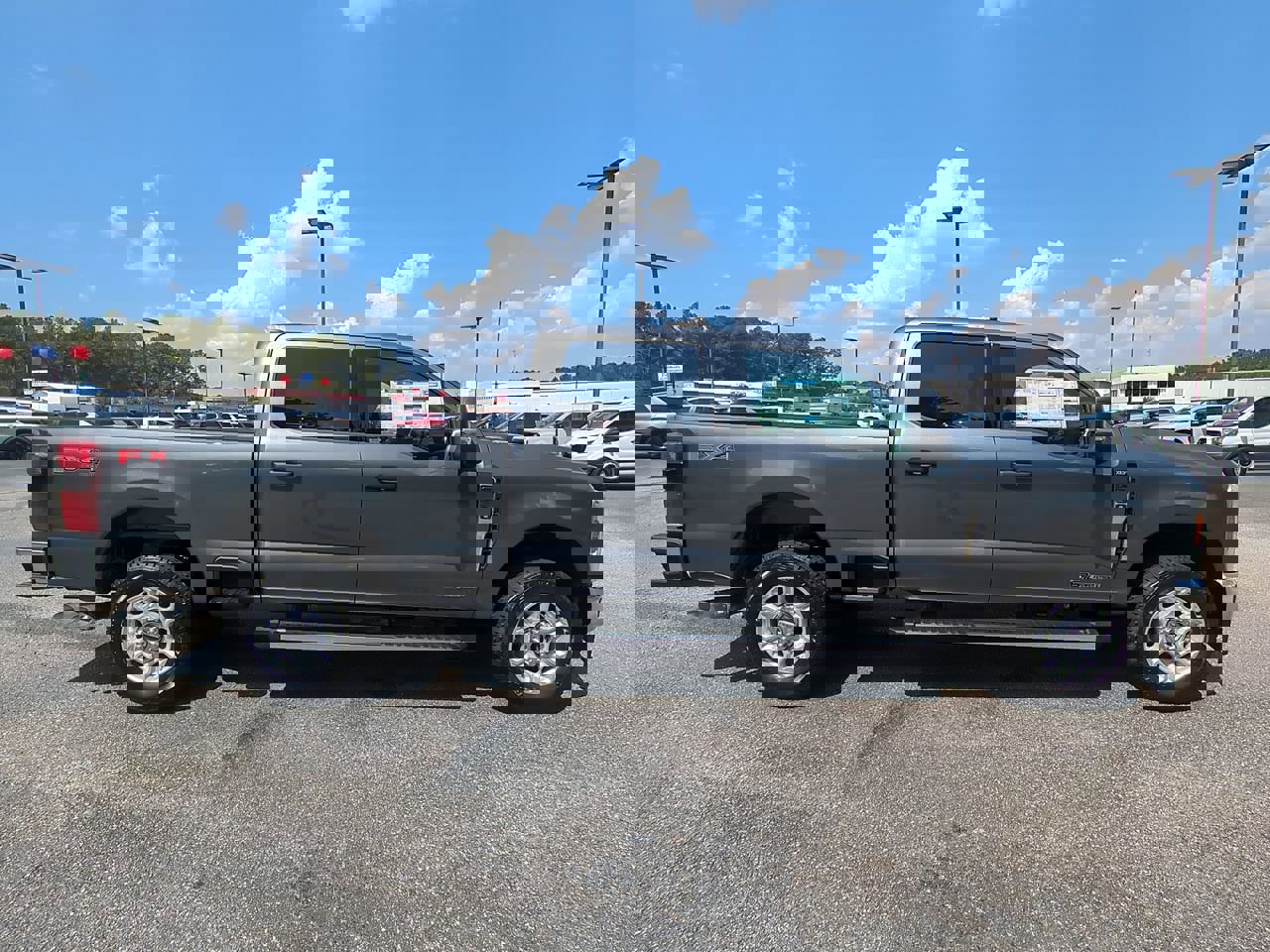 2026 Ford F-250 XLT photo 3