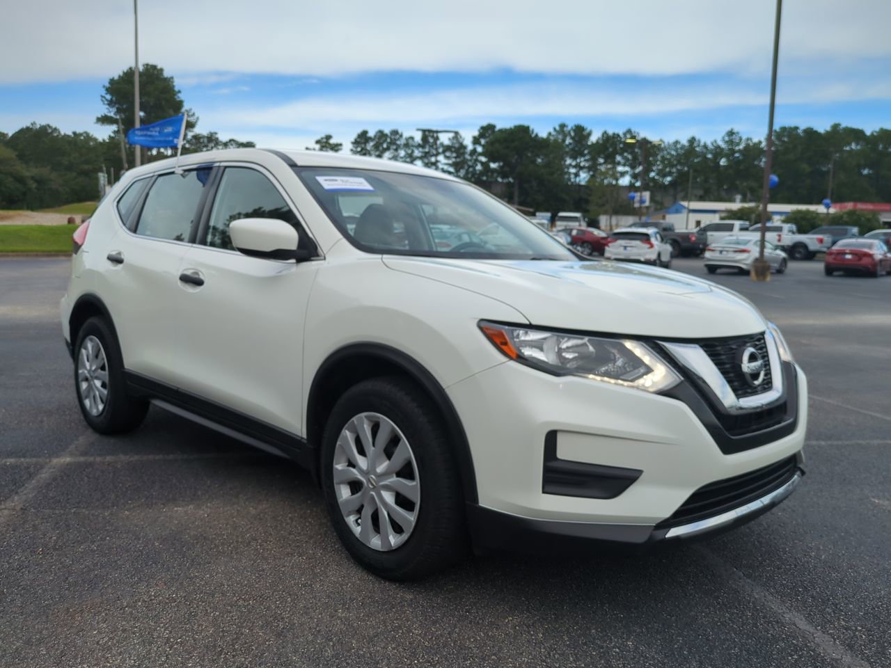 Used 2017 Nissan Rogue S with VIN JN8AT2MT0HW140509 for sale in Albany, GA