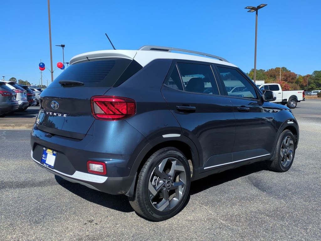 Used 2024 Hyundai Venue Limited