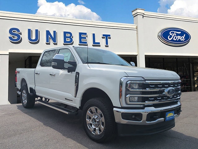 2025 Ford F-250 Super Duty Lariat's photo