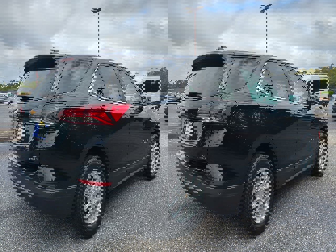 2024 Chevrolet Equinox LT photo 4