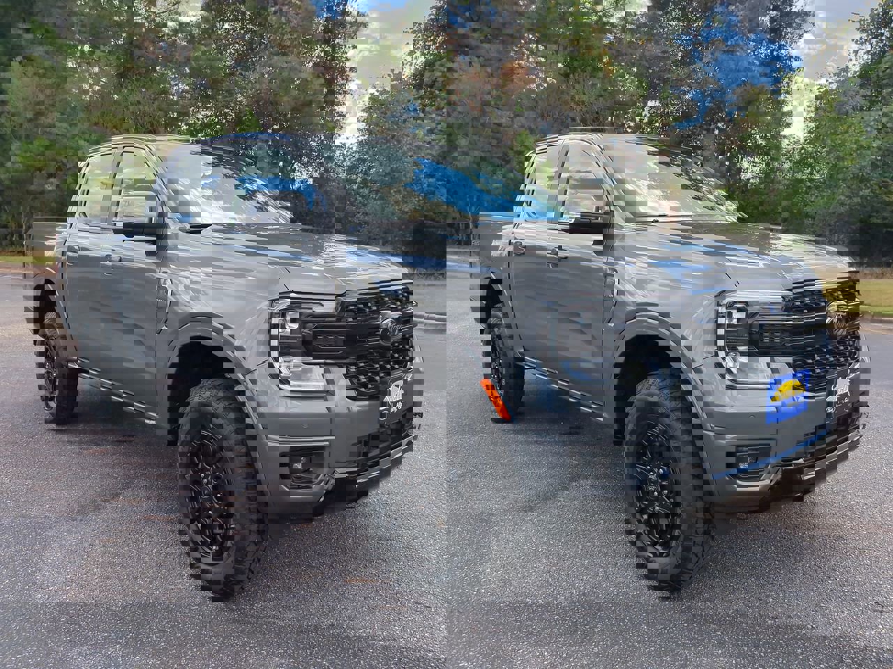 2025 Ford Ranger Lariat photo 2