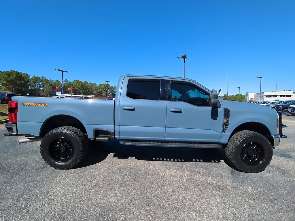 Used 2023 Ford Super Duty F-25 Lariat