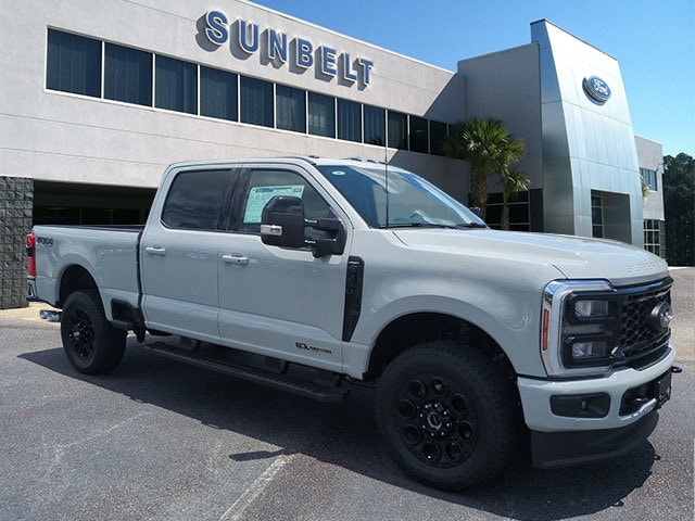 2025 Ford F-250 Super Duty Lariat's photo