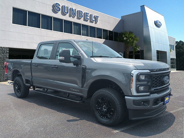 2025 Ford F-250 Super Duty XL's photo