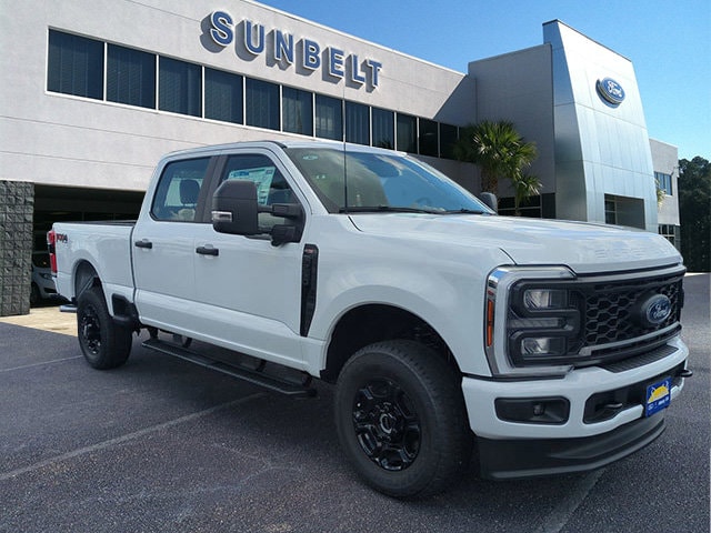 2025 Ford F-250 Super Duty XL's photo