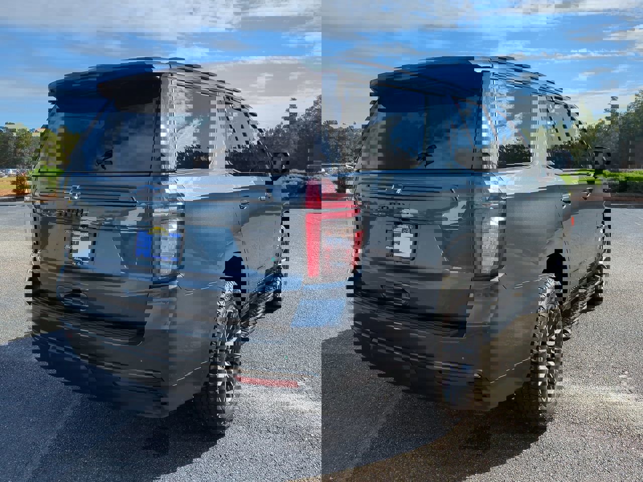 2021 Chevrolet Tahoe Z71 photo 4