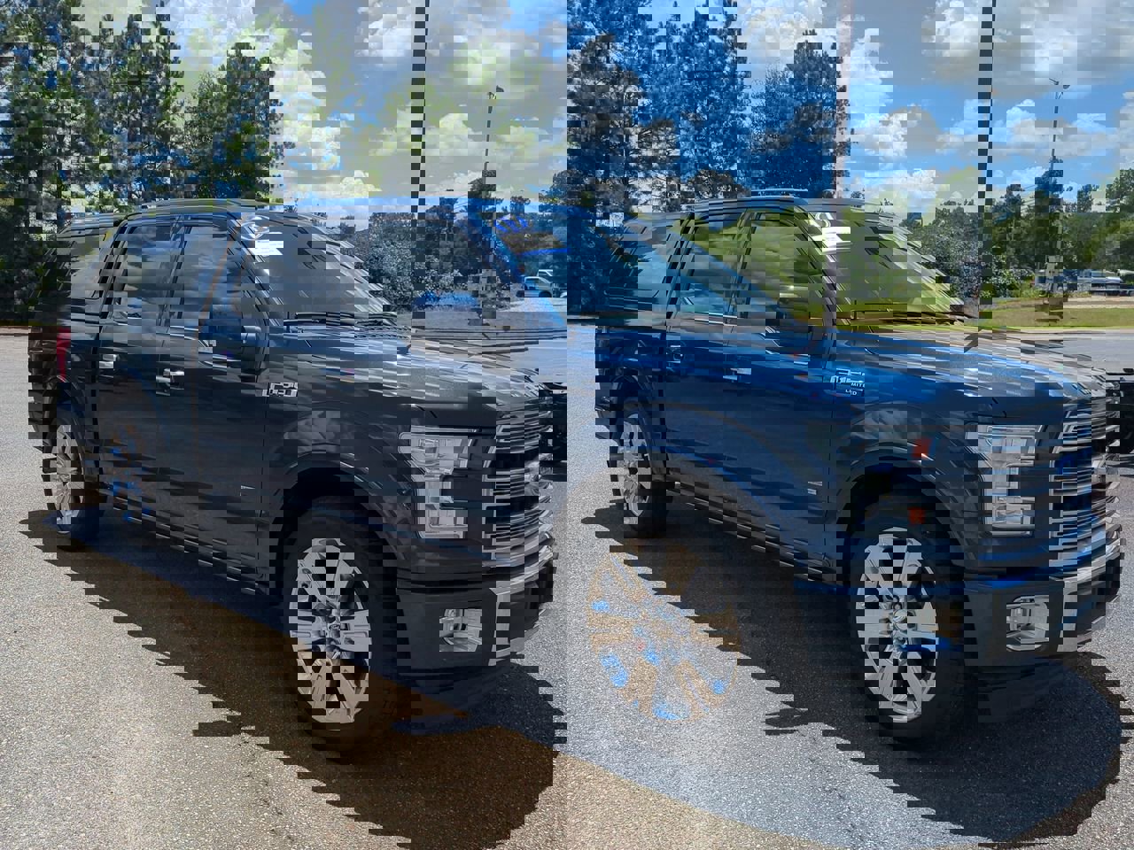 2017 Ford F-150 Limited photo 2