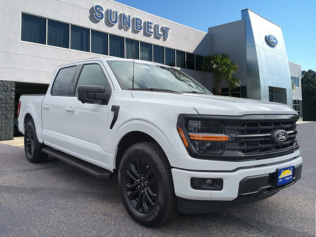 2025 Ford F-150 XLT's photo