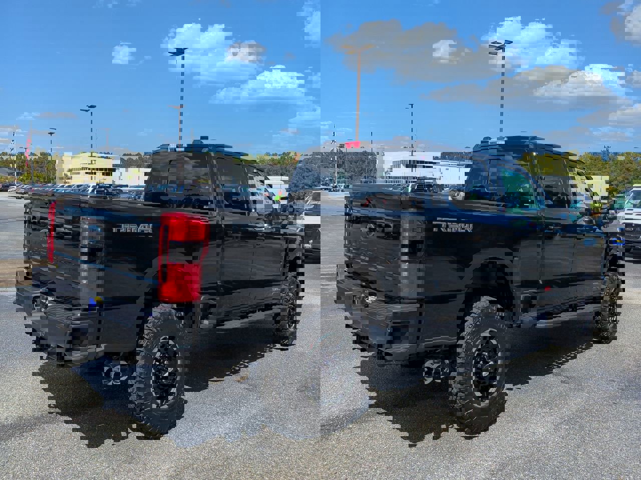 2026 Ford F-250 Lariat photo 3