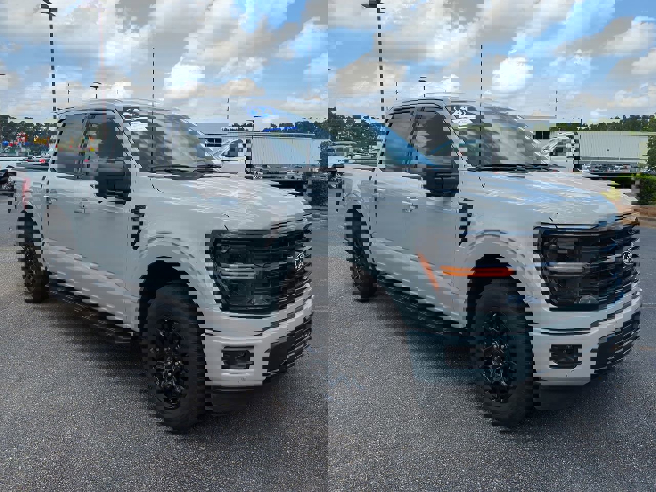 2024 Ford F-150 XLT photo 2