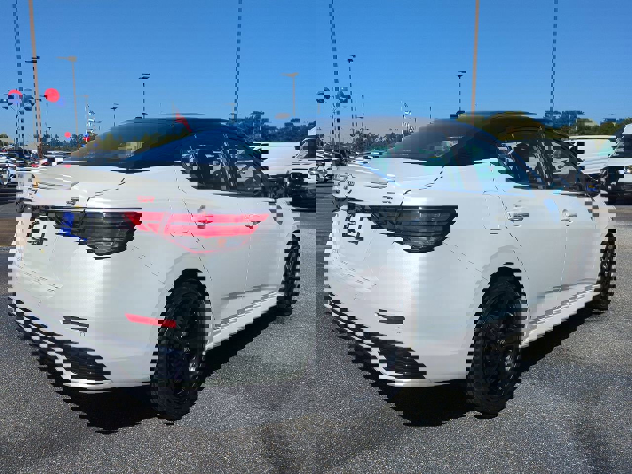 2024 Nissan Sentra SR photo 4