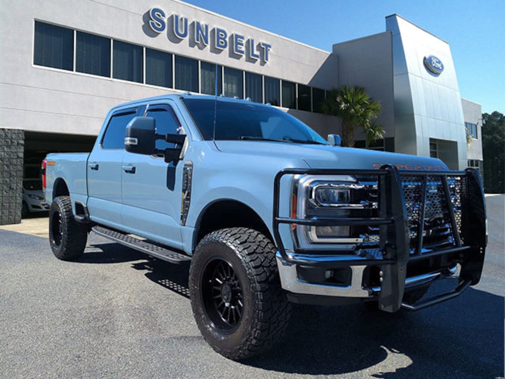 Used 2023 Ford Super Duty F-25 Lariat
