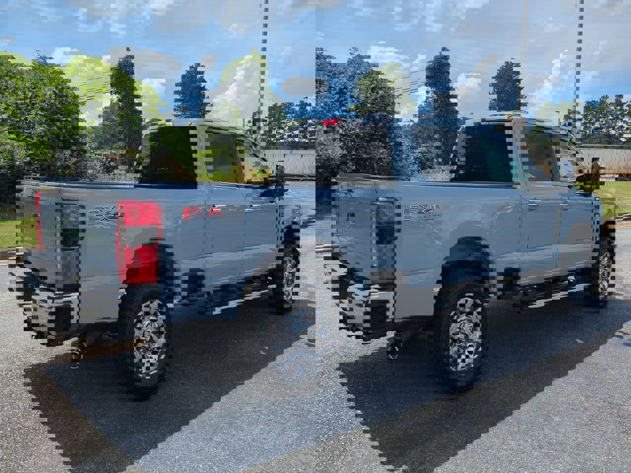 2026 Ford F-250 Lariat Tremor photo 4