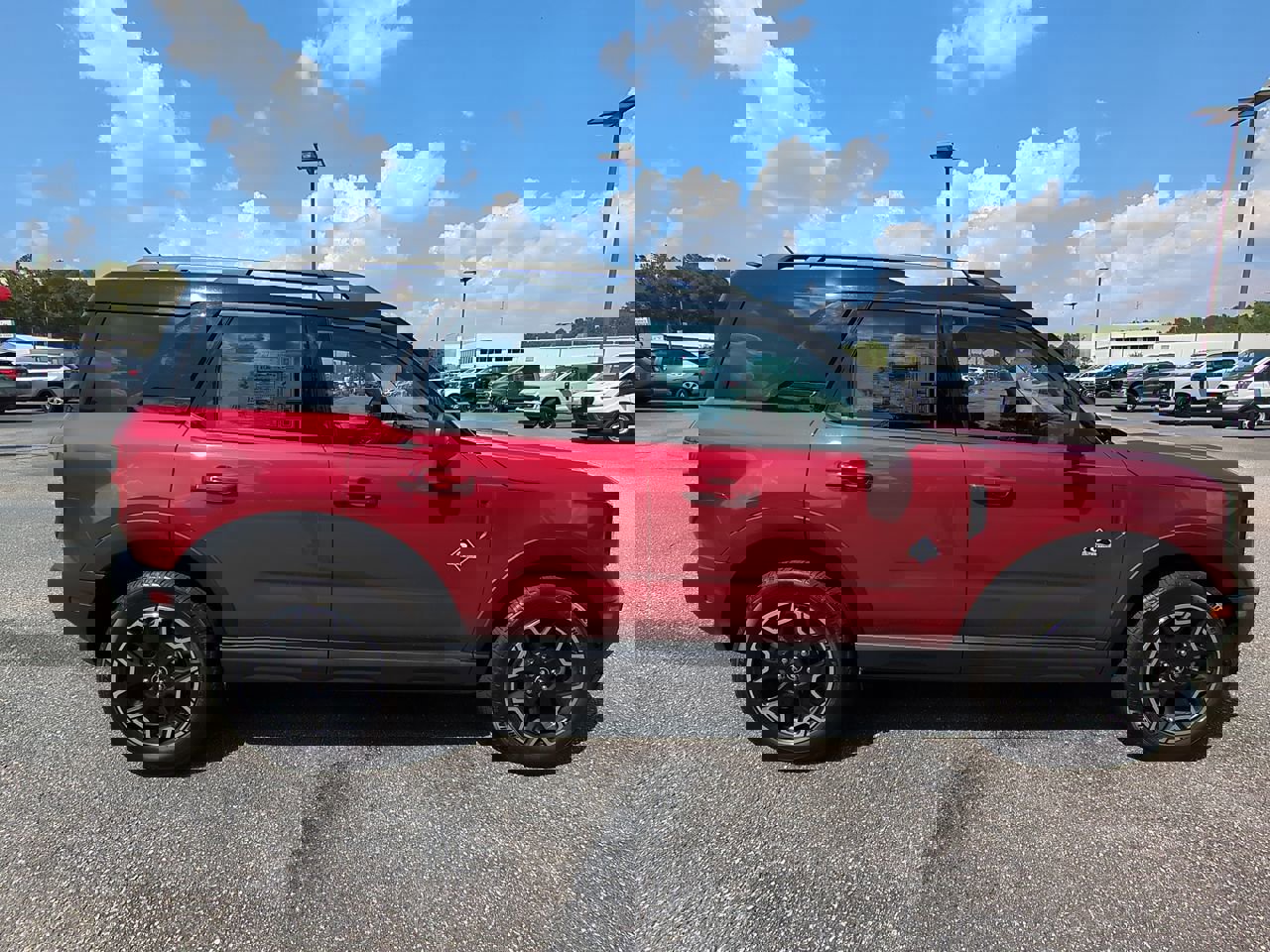 2025 Ford Bronco Sport Outer Banks photo 3