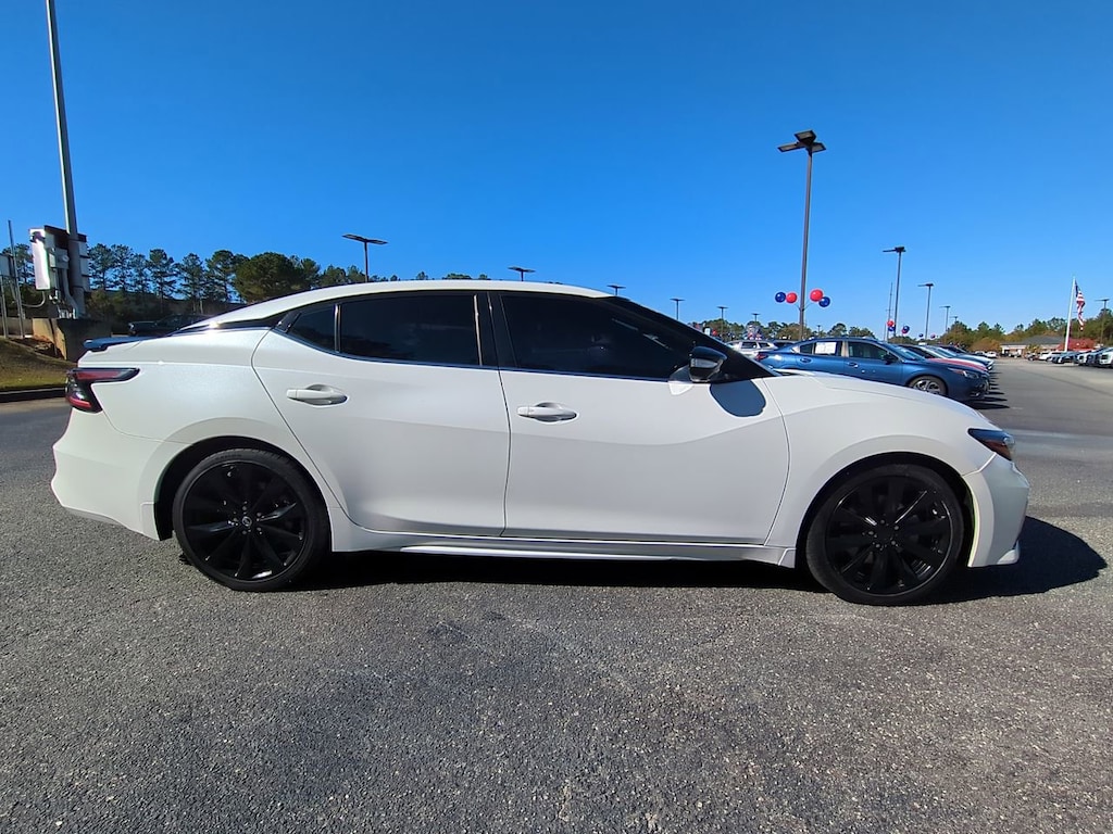 Used 2022 Nissan Maxima SR