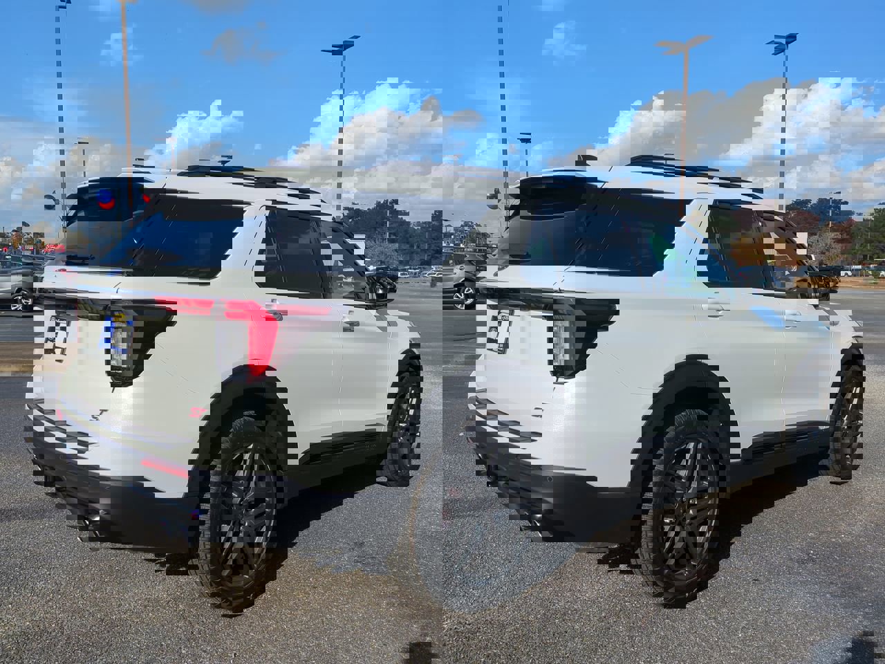 2026 Ford Explorer ST photo 4