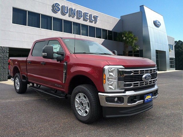 2025 Ford F-250 Super Duty XLT's photo