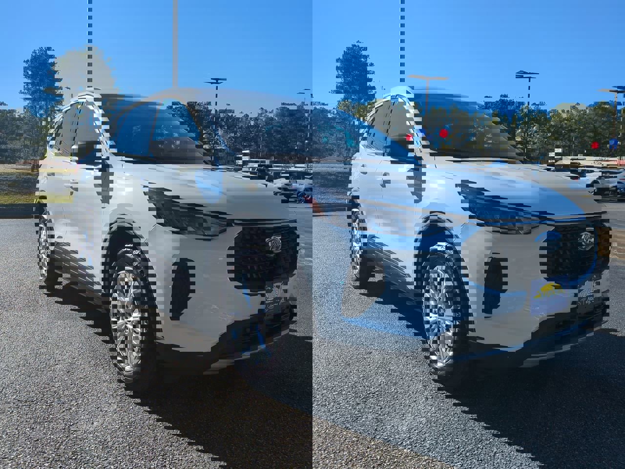 2026 Ford Escape Active photo 2