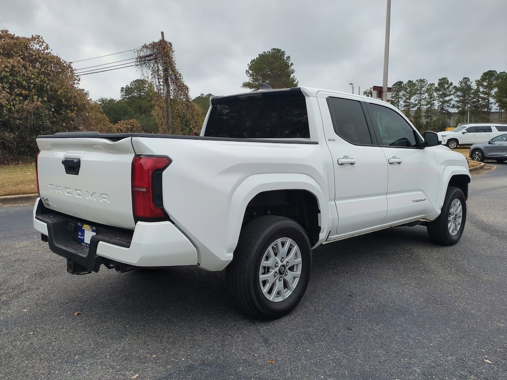 Used 2024 Toyota Tacoma 4WD SR5