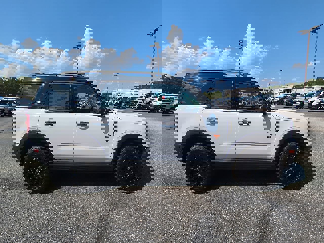 2025 Ford Bronco Sport Badlands photo 3