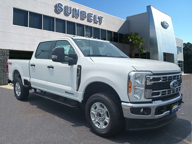2025 Ford F-250 Super Duty XLT's photo