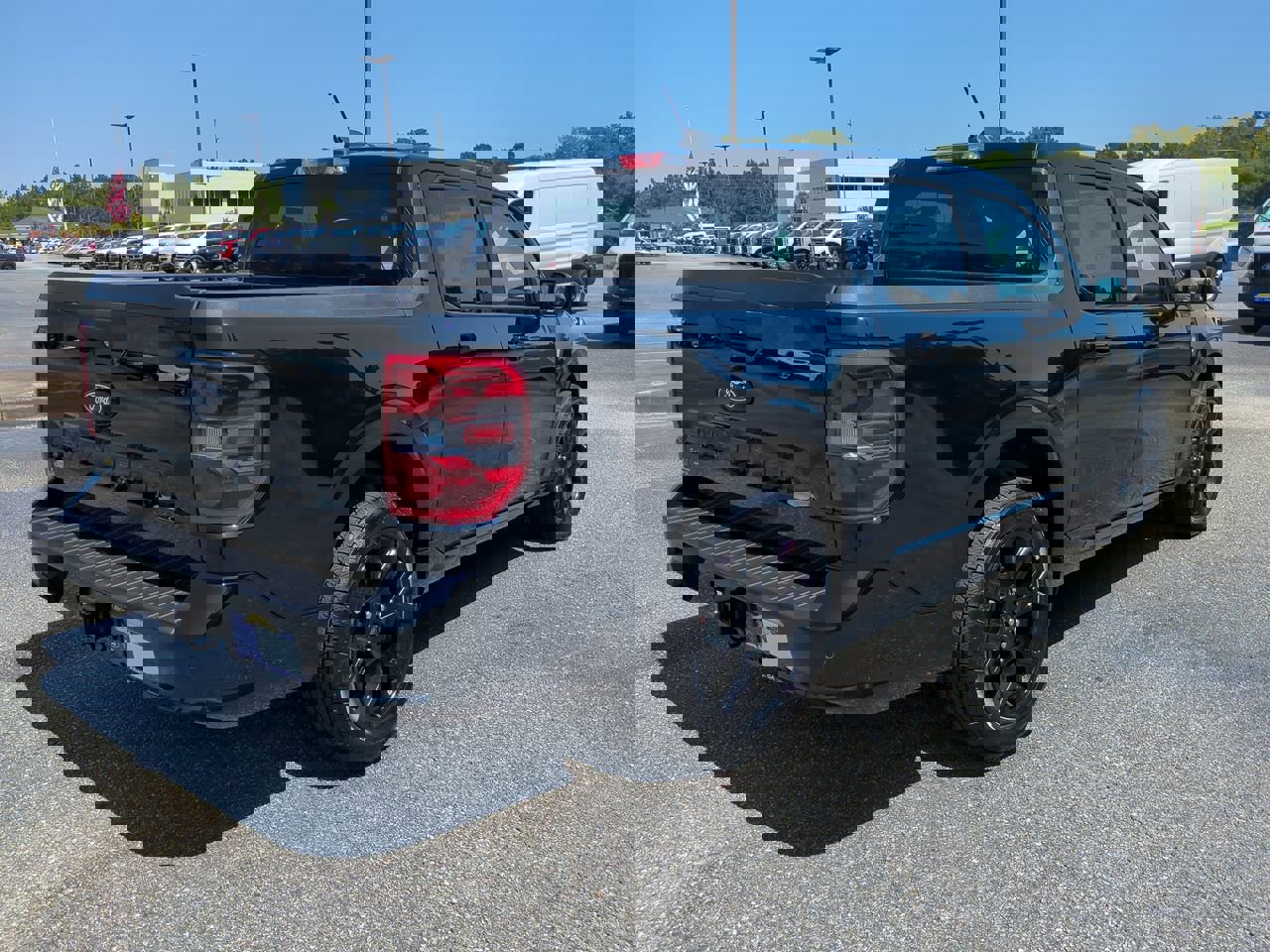 2025 Ford Maverick photo 4