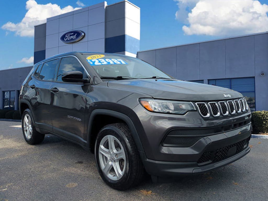 Used 2023 Jeep Compass Sport