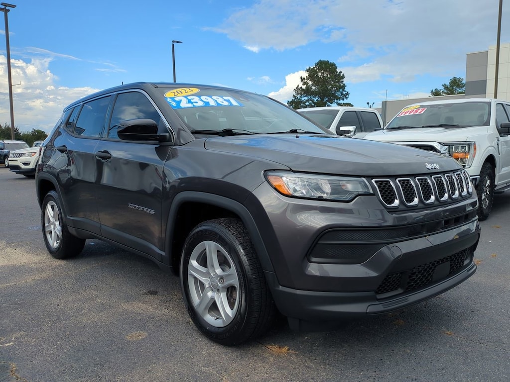 Used 2023 Jeep Compass Sport