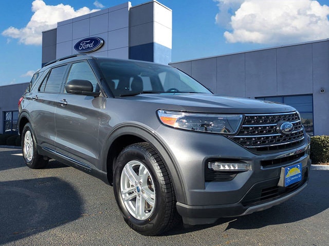 2022 Ford Explorer XLT's photo