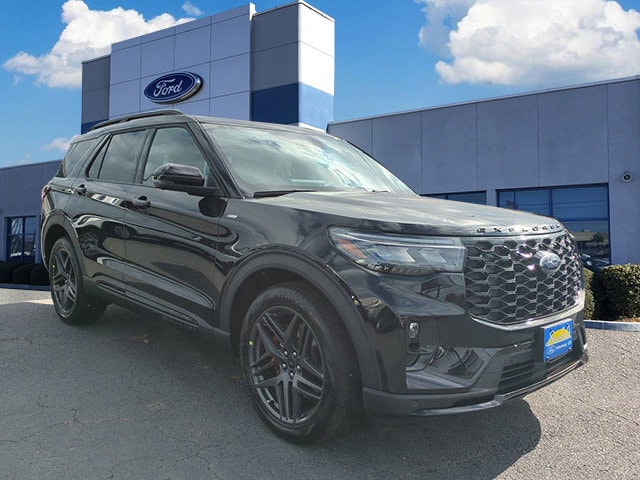 2026 Ford Explorer ST-LINE's photo