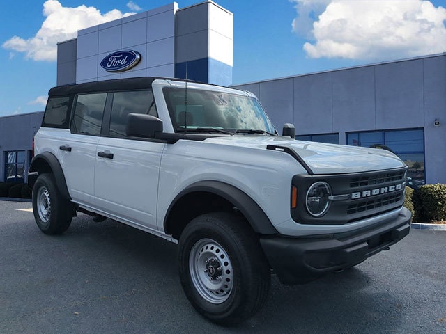 2025 Ford Bronco 4-Door Base's photo
