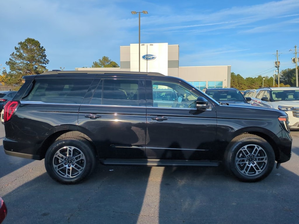 New 2025 Ford Expedition