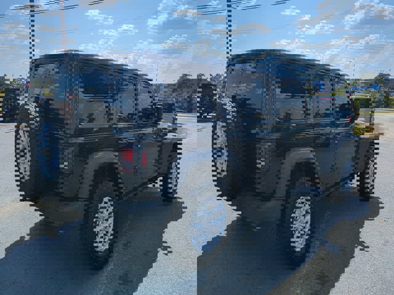 2023 Jeep Wrangler Sport S photo 4