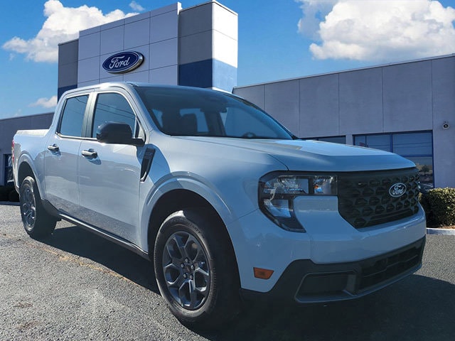 2025 Ford Maverick XLT's photo