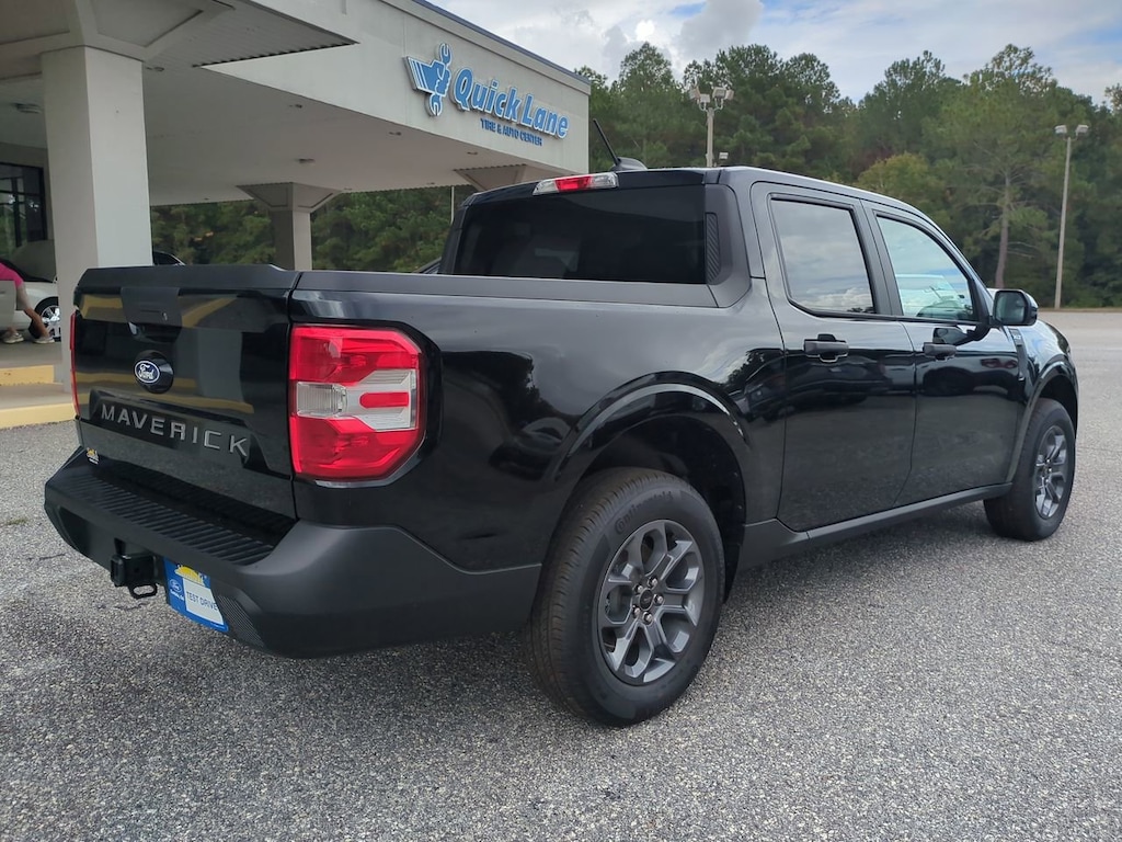 New 2025 Ford Maverick XLT TRUCK