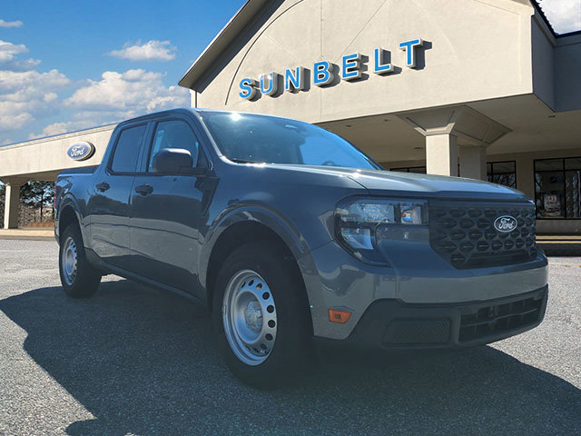 2025 Ford Maverick XL's photo