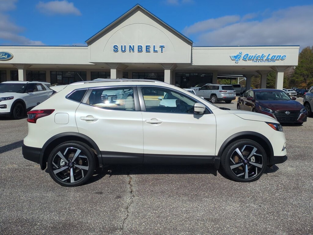 Used 2022 Nissan Rogue Sport SL