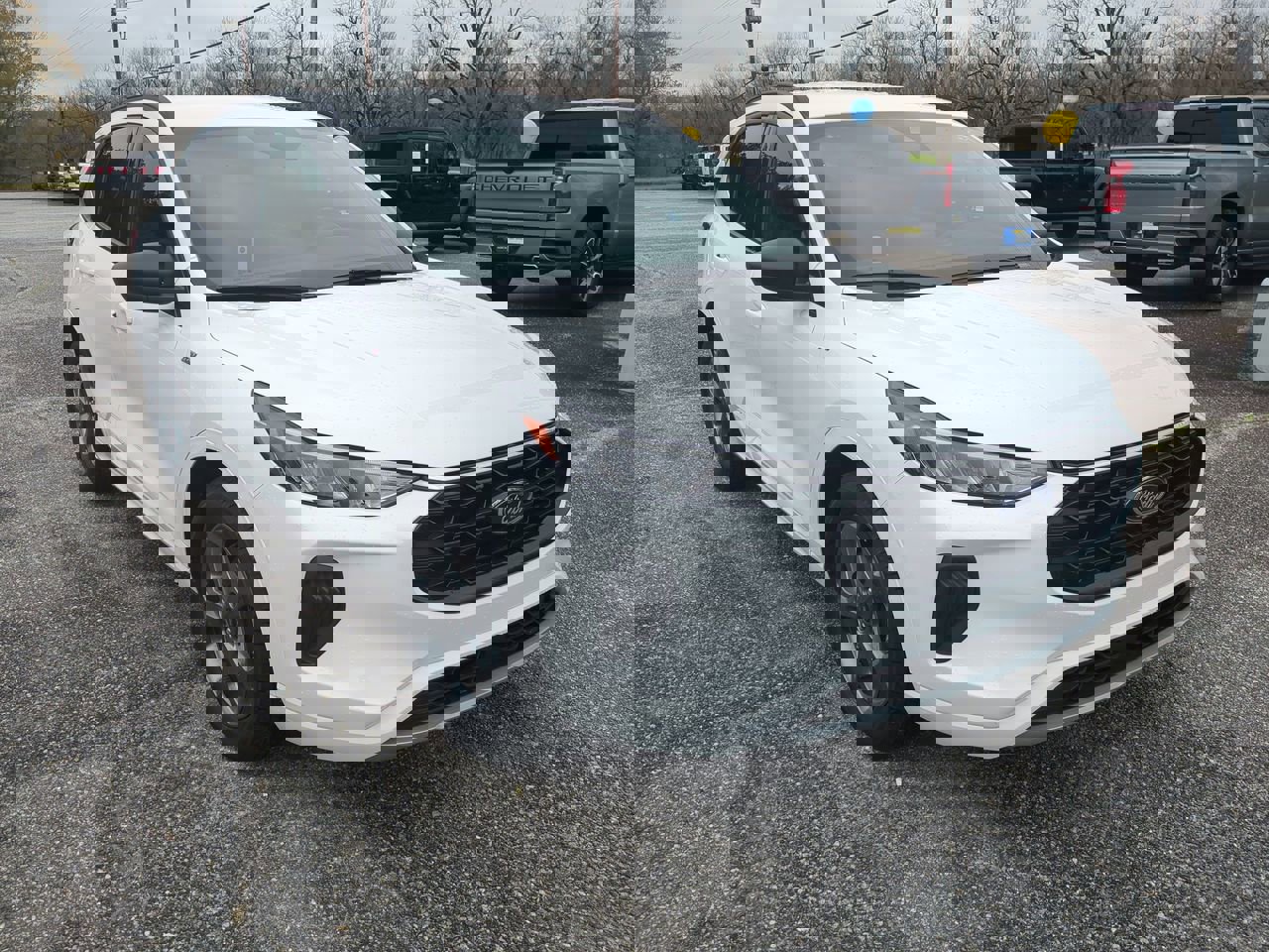 Used 2023 Ford Escape ST-Line with VIN 1FMCU0MN4PUA41298 for sale in Cordele, GA