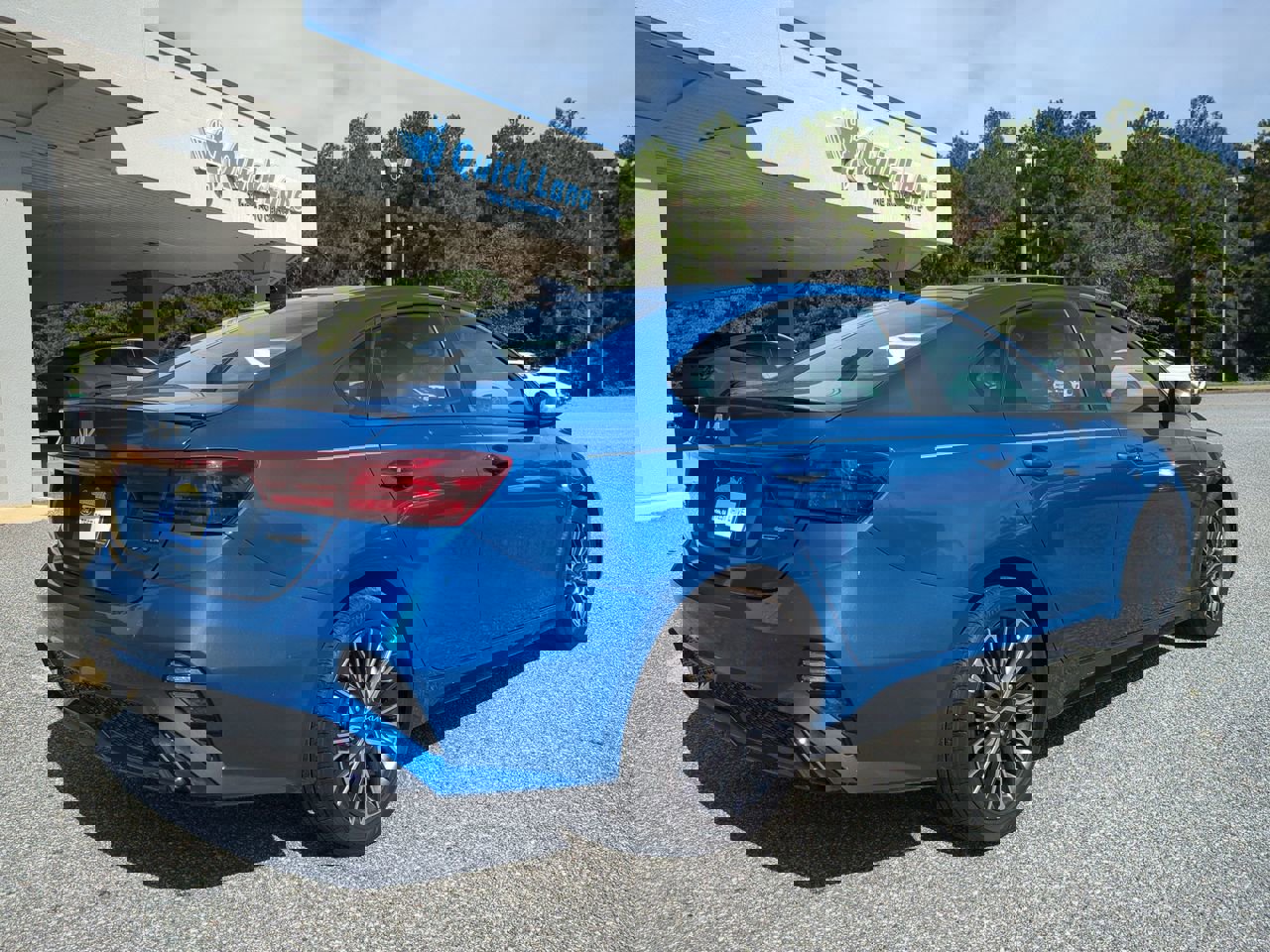 2023 Kia Forte GT-Line photo 4