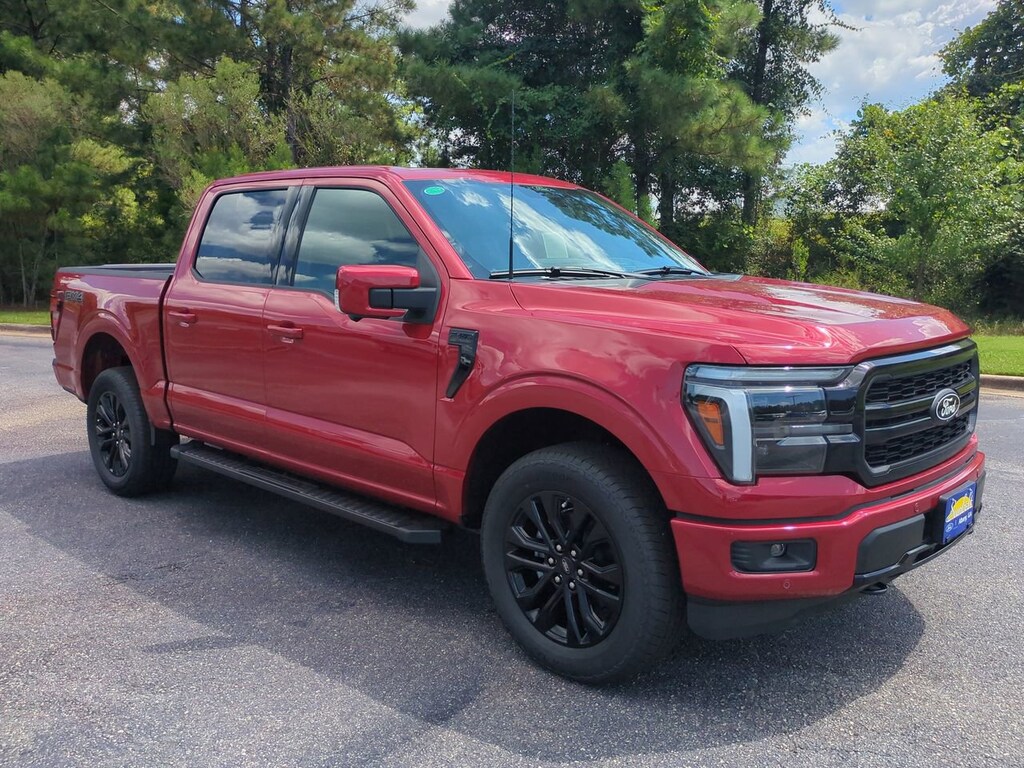 New 2025 Ford F-150 Lariat TRUCK