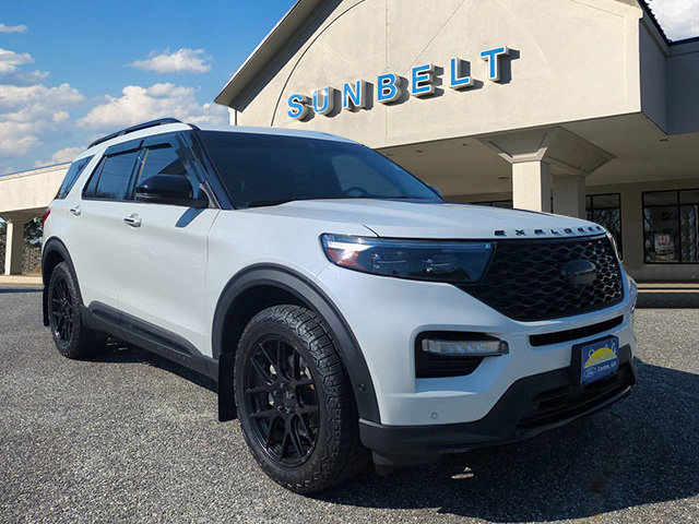 2020 Ford Explorer
