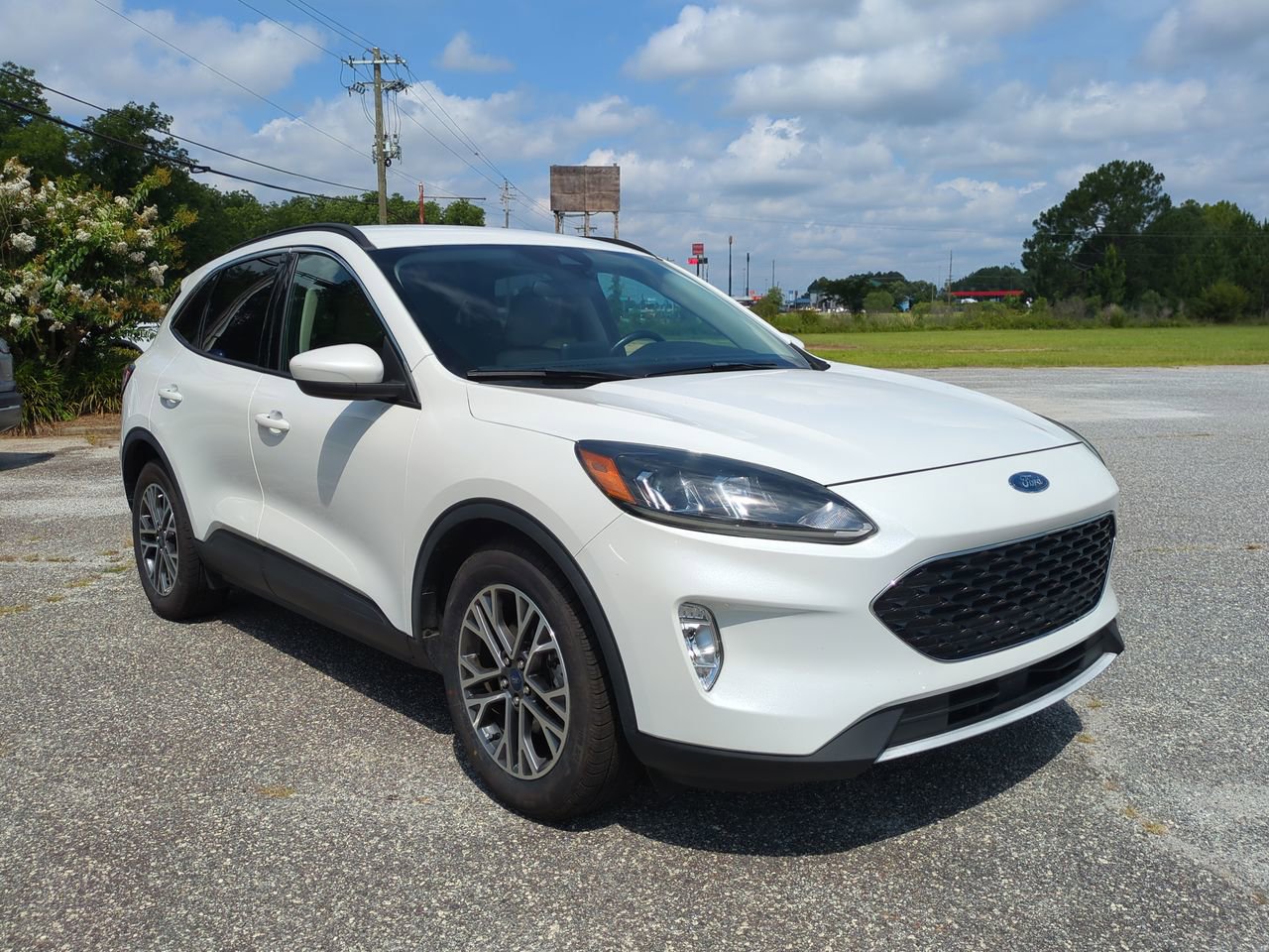 Used 2020 Ford Escape SEL with VIN 1FMCU0H61LUA67290 for sale in Cordele, GA