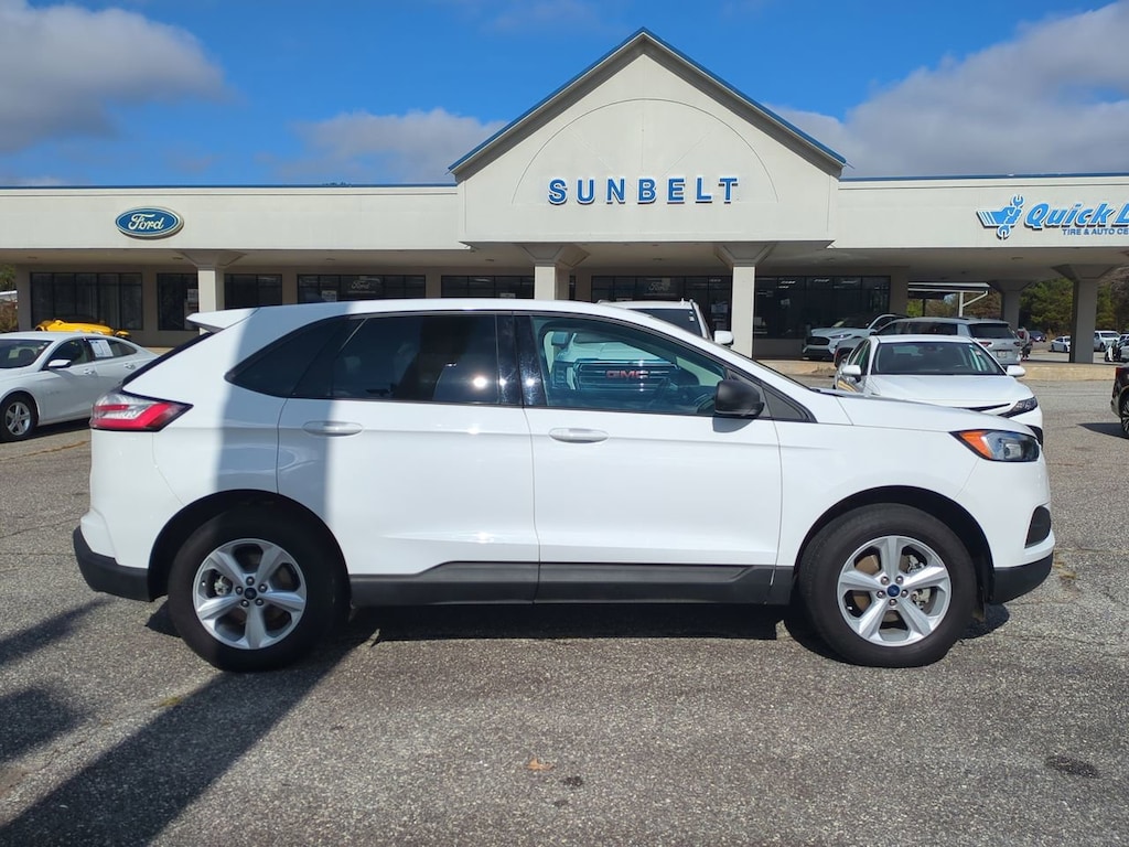Used 2020 Ford Edge SE